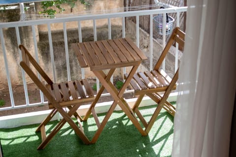 Day, Balcony/Terrace