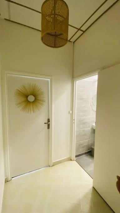 Le Sunshine - Au cœur du centre ville de Pointe- à- Pitre - Proche de tout avec sa grande terrasse ensoleillée Apartment in Les Abymes