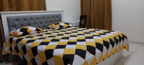 MASTER BEDROOM FOR SHORT STAY IN DUBAI BY MAUON Tourism Vacation rental in Al Sharjah