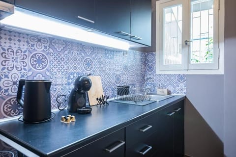 Athens Seaside Retreat Floisvos Apartment in Piraeus Regional Unit, Greece