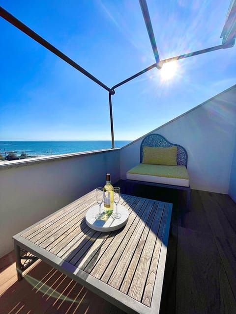 Property building, Nearby landmark, Spring, Natural landscape, Bird's eye view, Summer, Solarium, View (from property/room), Balcony/Terrace, Balcony/Terrace, Dining area, Beach, Landmark view, Sea view, Sea view, Seasons, sunbed