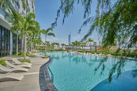 Swimming pool, sunbed