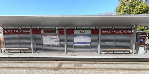 Restaurant/places to eat, Day, Area and facilities