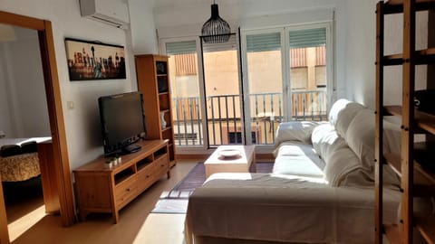 TV and multimedia, Living room, air conditioner
