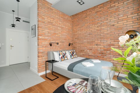 Bed, Living room, Photo of the whole room, Seating area, Bedroom