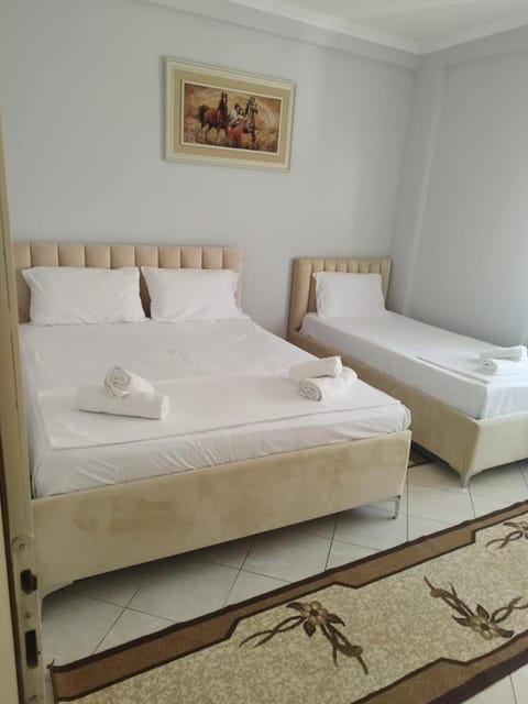 Photo of the whole room, Bedroom, towels