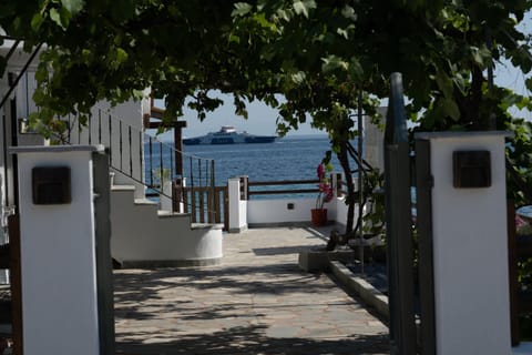 Aigialos Suites Apartment in Thasos