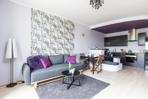 Living room, Seating area, Dining area, kitchen