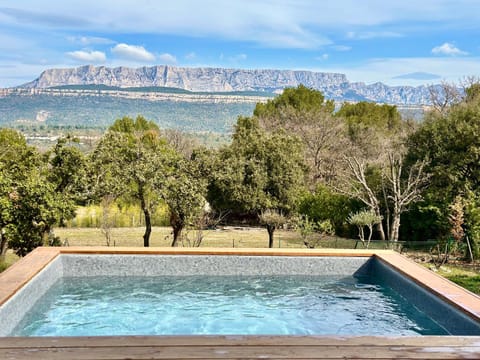 Maisonette Sainte Victoire House in French Riviera