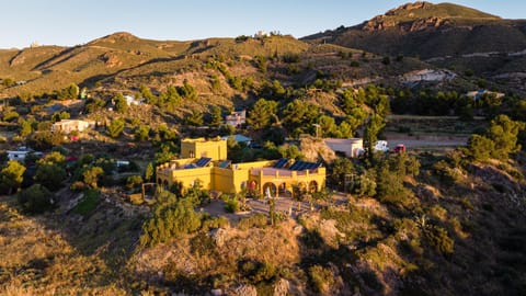 Property building, Day, Natural landscape, Bird's eye view, Mountain view, pet friendly