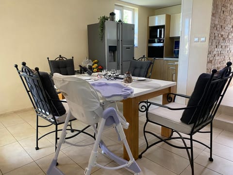 Luxury Seaside Villa with Jacuzzi & Garden - Varna House in Varna