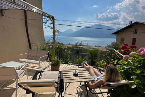 Patio, Natural landscape, View (from property/room), Balcony/Terrace, Lake view, Mountain view