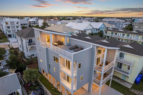 Seadragon 2 House in Carolina Beach