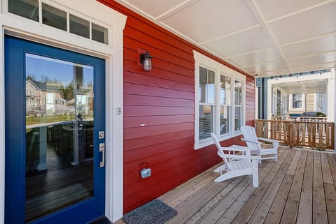 Property building, Patio, Day, View (from property/room), Balcony/Terrace