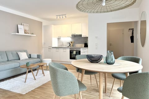 Kitchen or kitchenette, Living room, Seating area, pet friendly, stove