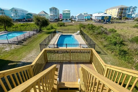 Bikini Bottom Both Sides House in West Beach