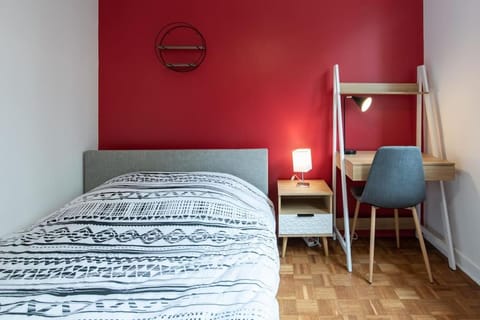 Appartement rénové pour 6 avec parking Apartment in Villeurbanne