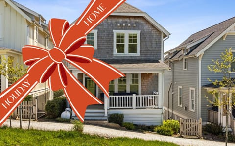 Oceans Roar by Seabrook Hospitality House in Seabrook