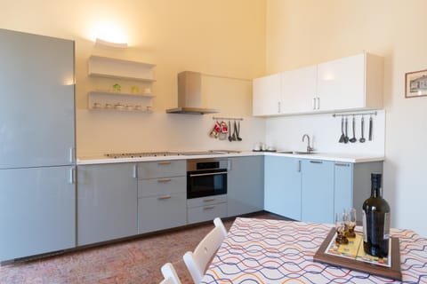 Kitchen or kitchenette, Dining area, dishwasher, oven, stove