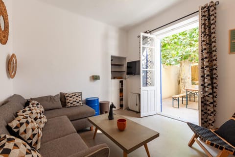 Property building, Living room