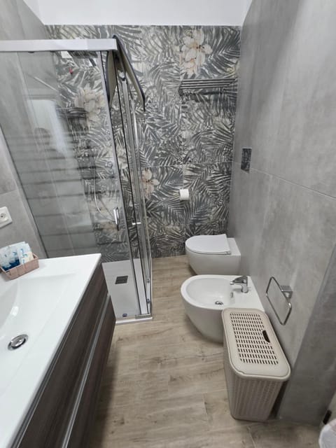 Shower, Toilet, Bathroom, bidet