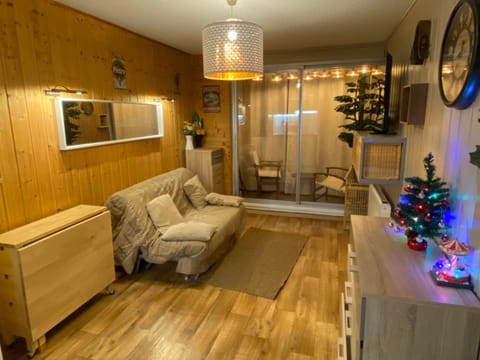 La casa de la foux a proximité des pistes vue montagne 6 personnes Max Apartment in Allos