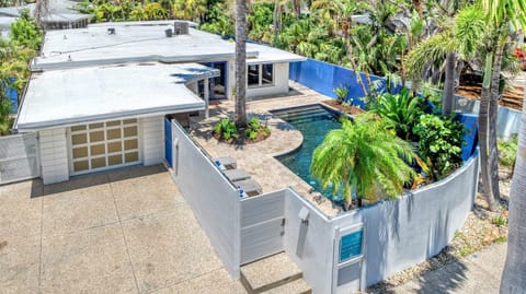 Luxe Oasis - 517 House in Saint Armands Key