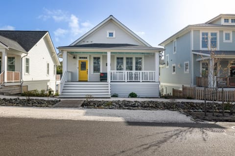 Somewhere in Time by Seabrook Hospitality House in Seabrook