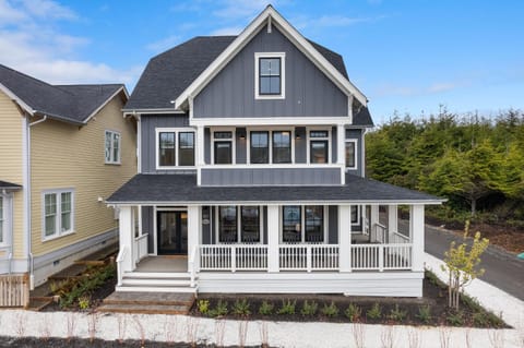 Soothes the Sol by Seabrook Hospitality House in Seabrook