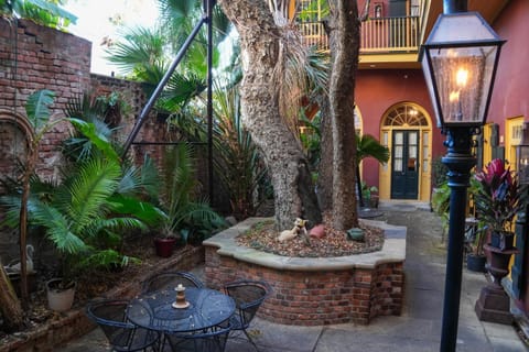 Patio, Garden, Garden, Balcony/Terrace