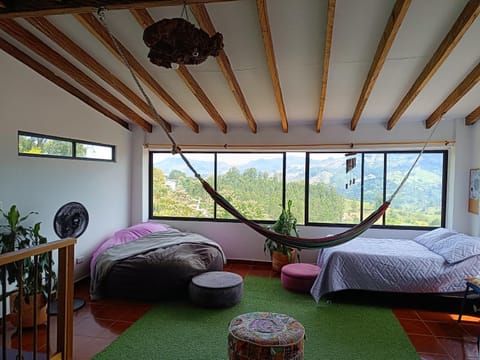 View (from property/room), Photo of the whole room, City view, Landmark view, Mountain view