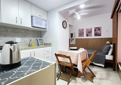 Kitchen or kitchenette, kitchen, kitchen