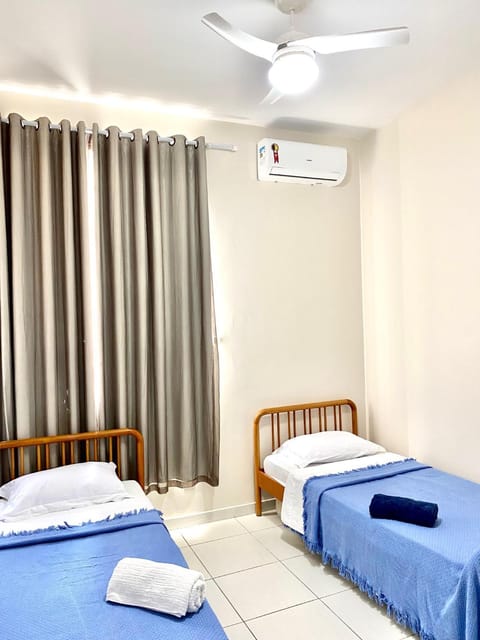 Bed, Photo of the whole room, Bedroom, air conditioner