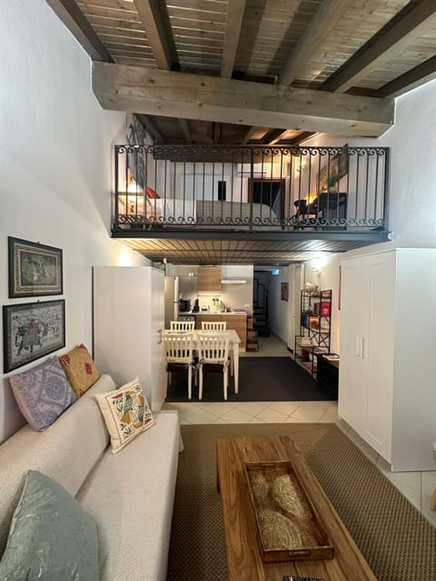 La Mansardina di San Leonardo Apartment in Bergamo