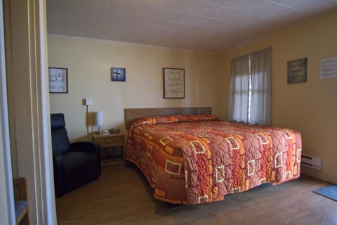 The King's Inn Nature lodge in Sidney