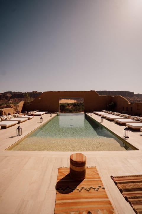 Property building, Swimming pool