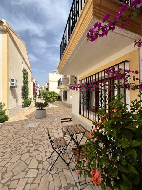 Property building, Patio, Garden