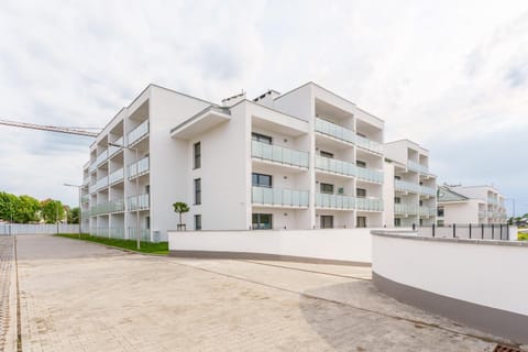 Property building, Neighbourhood