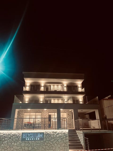 Property building, Night, View (from property/room), Balcony/Terrace, Evening entertainment, Logo/Certificate/Sign