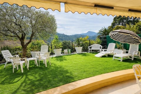 Garden, View (from property/room), Garden view, sunbed