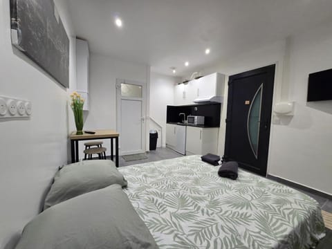 2 Studio Cosy Wifi a Meulan Apartment in Île-de-France