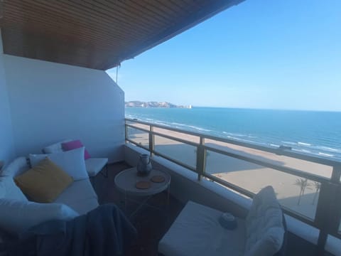 Cullera Buena Vista Social Club con piscina y vistas al mar Solo Familias! Apartment in Cullera