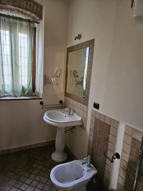 Toilet, Bathroom, bidet