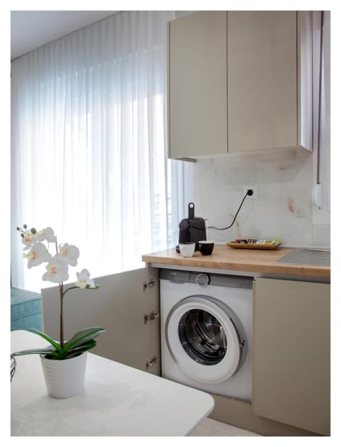 Ammoshine Apartment House in Nea Peramos