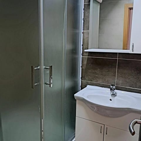 Railway Apartment Apartment in Skopje