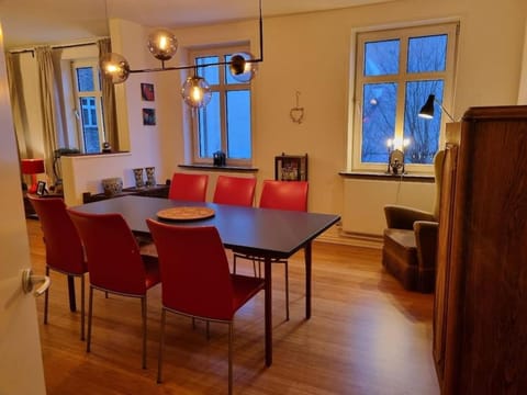 Pæn central lejlighed med gratis parkering Apartment in Central Denmark Region