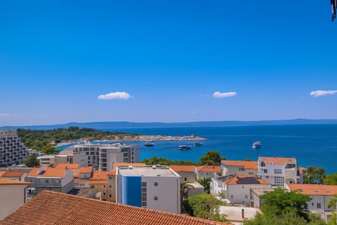 Day, Natural landscape, City view, Sea view