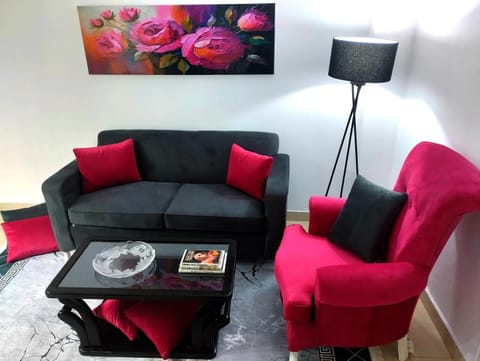 Living room, Seating area