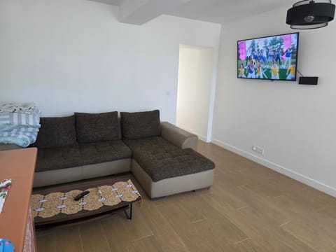 Appartement entier de 67 mettres carrés Apartment in Bourgogne-Franche-Comté