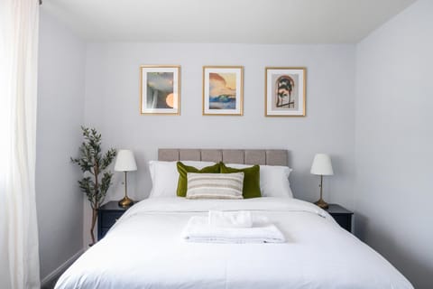 Kingside Residence Stevenage House in Stevenage